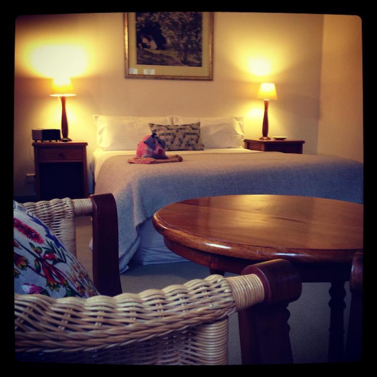 Merrijig Inn Port Fairy Room photo